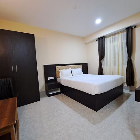 Snow White Retreat Hotel And Restaurant Гангток Екстериор снимка