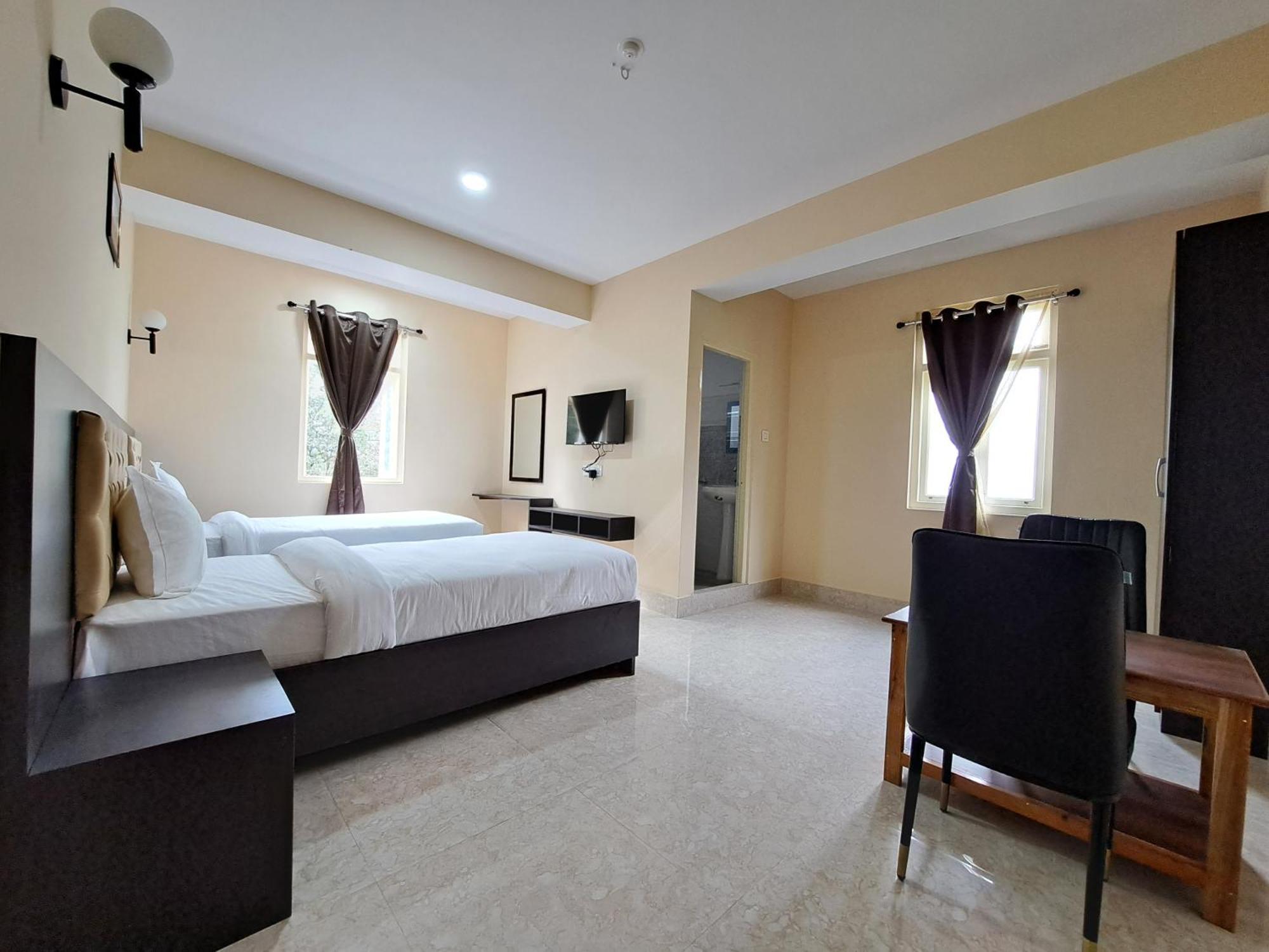 Snow White Retreat Hotel And Restaurant Гангток Екстериор снимка